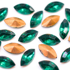 Strass Navete Supreme art.8004 base cônica Emerald 8x4mm