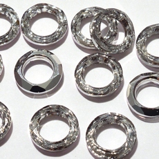 Círculo Cosmic Argola Swarovski® art. 4139 Cristal Cal V Si 14mm