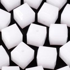 Cubo Swarovski® art. 5601 White Alabaster 4mm