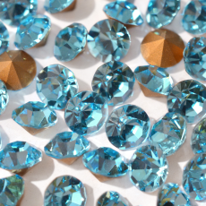 Strass Mc Chaton Optima Preciosa® art. 431 11 111 base cônica Água Bohemica SS12 = PP24 = 3mm