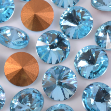 Strass Rivolli Preciosa® art. 436 11 177 base cônica Água Bohemica SS29 = 6,2mm