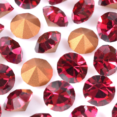 Strass Mc Chaton Optima Preciosa® art. 431 11 111 base cônica Ruby SS20 = 4,6mm