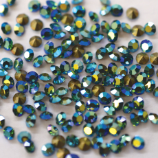 Strass Mc Chaton Preciosa® art. 431 11 111 base cônica Blue Zircon Aurora Boreal SS8,5 = PP18 = 2,4mm