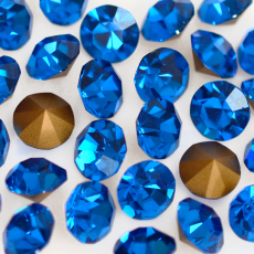 Strass Mc Chaton Preciosa® art. 431 11 111 base cônica Capri Blue SS24 = 5,2mm