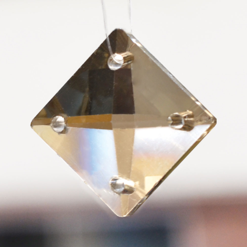 Quadrado K9 LDI Cristais art. 63 Cristal Honey 16mm