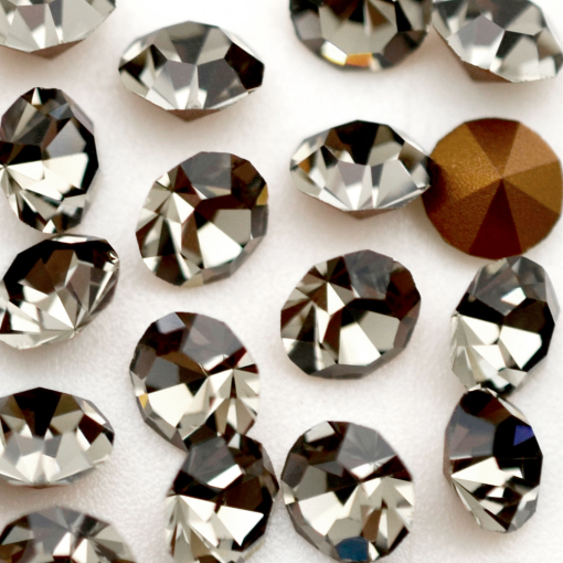 Strass Collection Czech Crystal base conica Black Diamond SS29  6,2mm