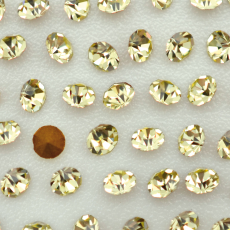 Strass LDI Collection base cônica Jonquil SS6,5 = PP14 = 2mm
