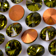 Strass Rivolli Preciosa® art. 436 11 177 base cônica Olivine SS39 = 8,2mm