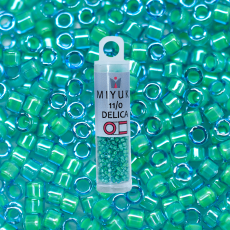 Micanga Delica Miyuki Mermaid Green Luminous DB2053 110  1,6mm