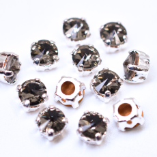 Strass Rivolli Engrampado Prateado Preciosa para costura Black Diamond SS30  6,4mm