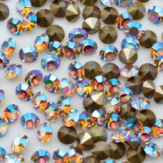 Strass Mc Chaton Preciosa® art. 431 11 111 base cônica Violet Aurora Boreal SS28 = 6mm