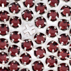 Strass Chaton Rose Engrampado Prateado para costura Cristais Preciosa Burgundy SS20  4,6mm