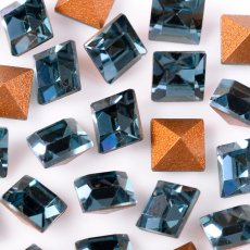 Strass Quadrado Carre Sparkling® art. 4401 Indian Sapphire 2mm