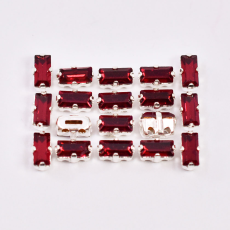 Baguete Engrampado Prateado para costura Cristais Preciosa Ruby 5x2,5mm