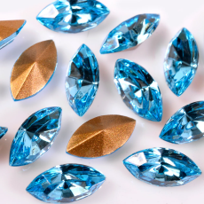 Strass Navete Sparkling® art. 4200/2 base cônica Água 6x3mm