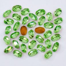 Strass Oval Sparkling art. 4100 base conica Peridot 6x4mm