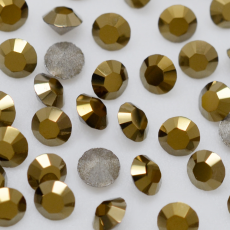 Strass Xilion Sparkling art. 1028 base conica Cristal Dourado SS12  PP24  3mm