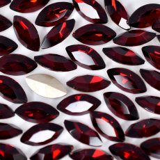 Strass Navete Supreme art.8004 base conica Siam 10x5mm