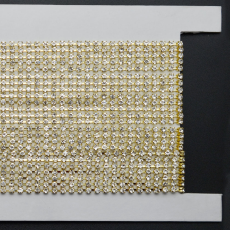 Corrente de Strass Dourado Preciosa® Cristal SS12 = PP24 = 3mm