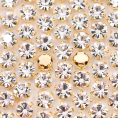 Strass Engrampado Dourado para costura Cristais Preciosa Cristal SS20  4,6mm