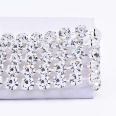 Corrente de Strass Níquel Preciosa® Cristal SS39 = 8,2mm