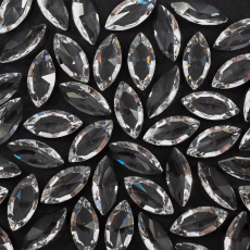 Strass Navete Supreme art. 8004 Unfoiled base cônica Cristal 15x7mm