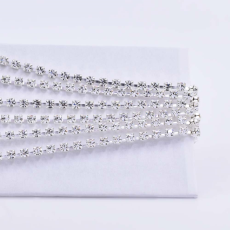 Corrente de Strass Niquel Preciosa® Cristal SS12 = PP24 = 3mm