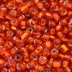 Miçanga Supreme Freestyle Vermelho Transparente Furo Quadrado 97090 6/0 aprox. 3,6mm