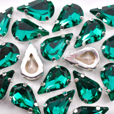 Strass Gota Engrampado Prateado para costura Supreme Emerald 13x7,8mm