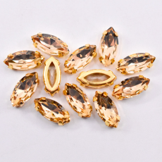 Strass Navete Engrampado Dourado Supreme para costura Cristal 15x7mm