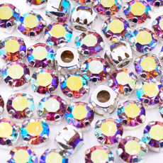 Strass Engrampado Prateado para costura Preciosa® Light Ametista Aurora Boreal SS29 = 6,2mm