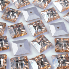 Lantejoula Quadrada para costura Preciosa® art. 438 73 301 Cristal Honey 8x8mm